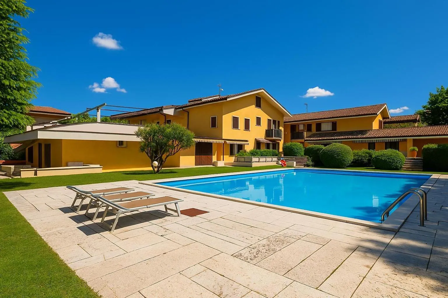 Casa Marisa - In Residence Con Piscina Bardolino